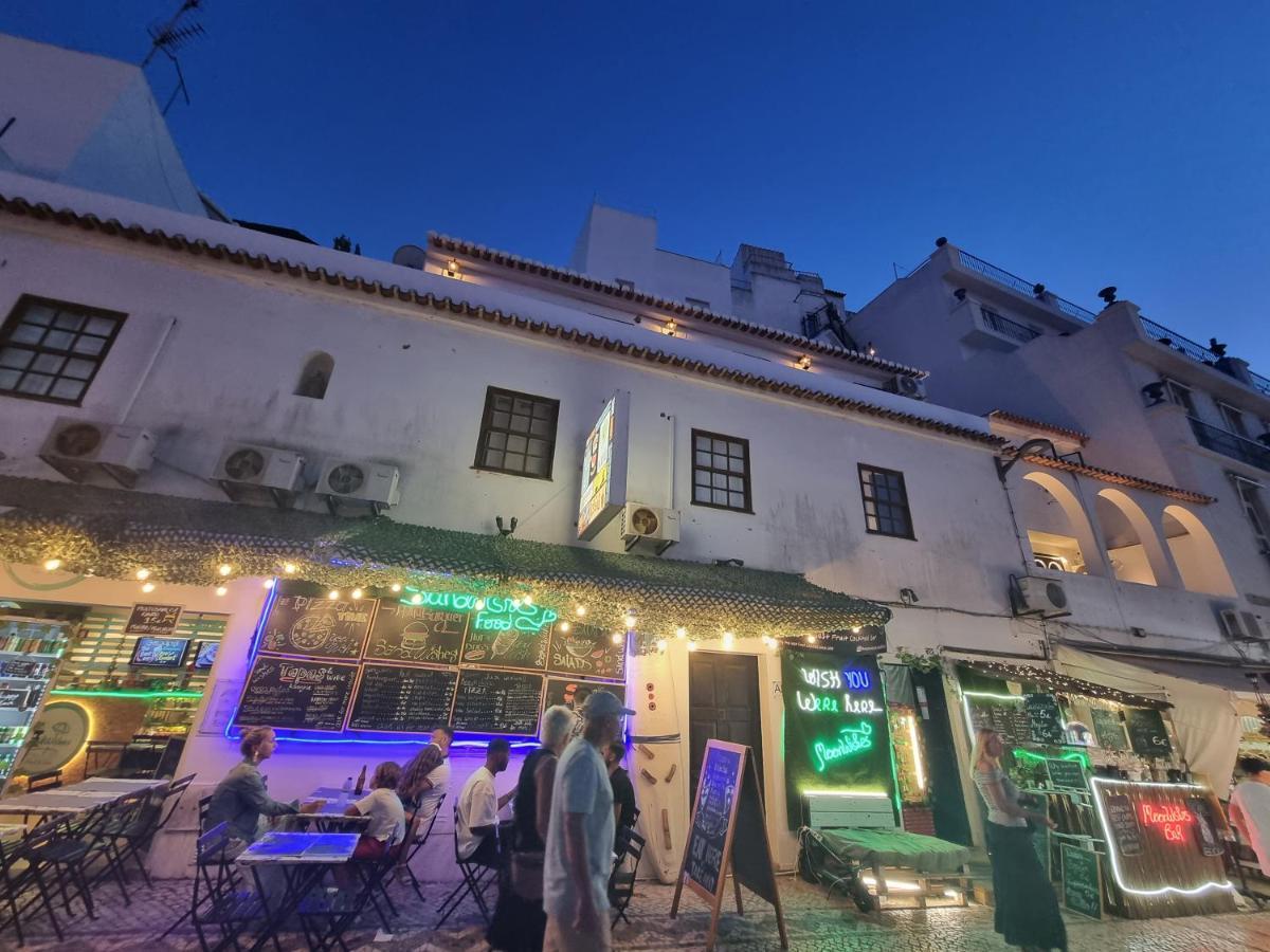 Wonder Charm Guesthouse Albufeira Exteriör bild