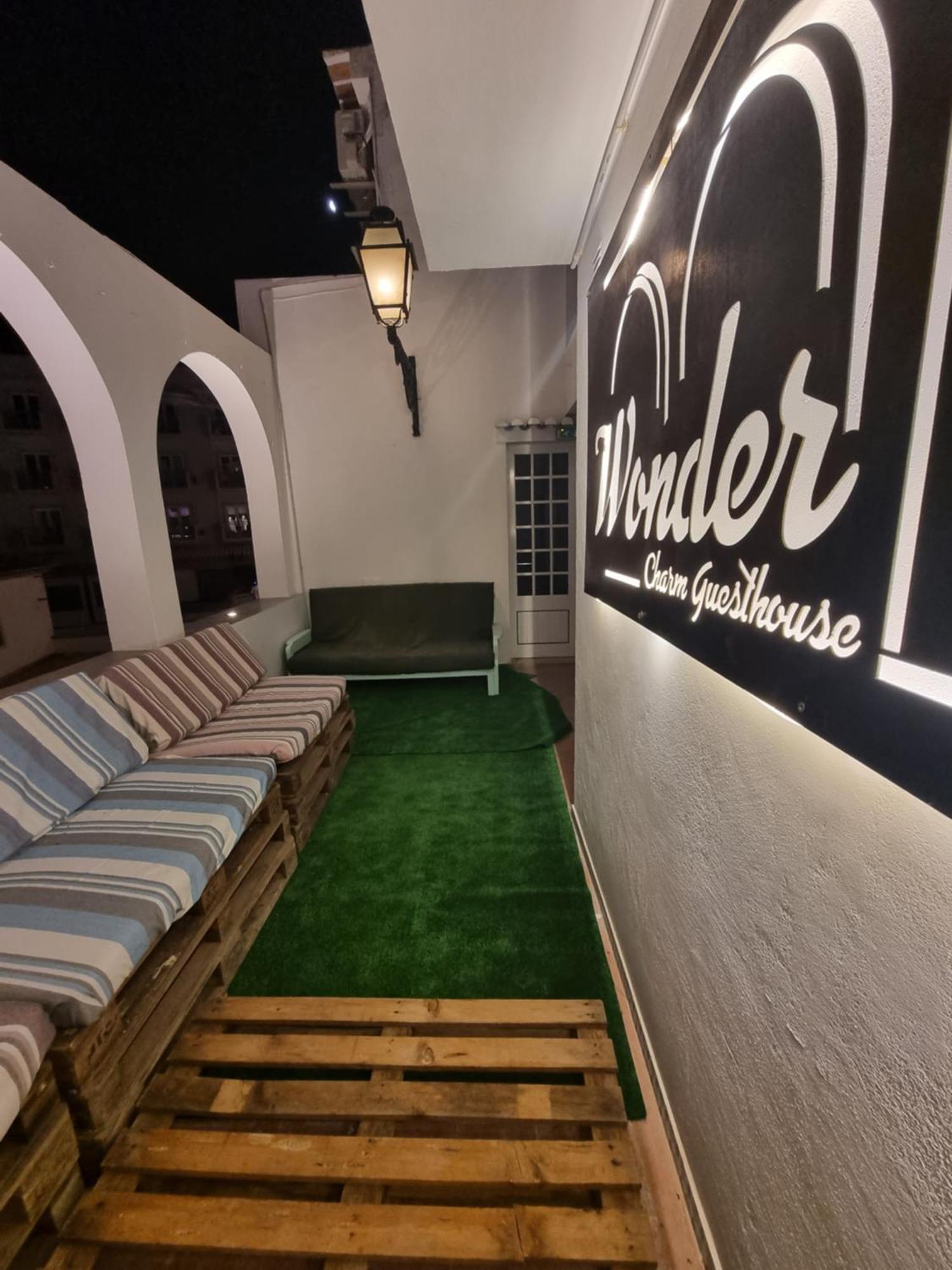 Wonder Charm Guesthouse Albufeira Exteriör bild