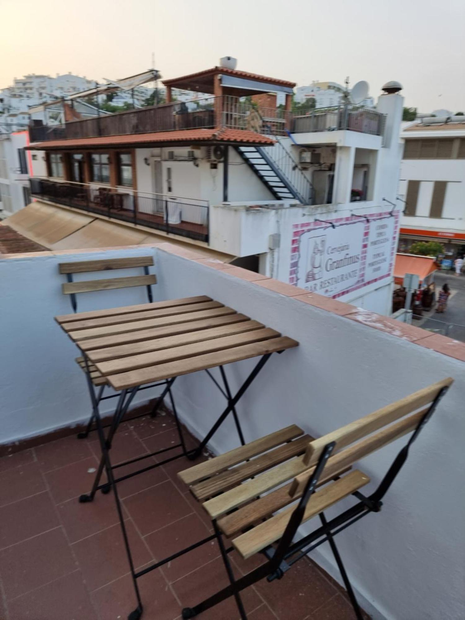 Wonder Charm Guesthouse Albufeira Rum bild
