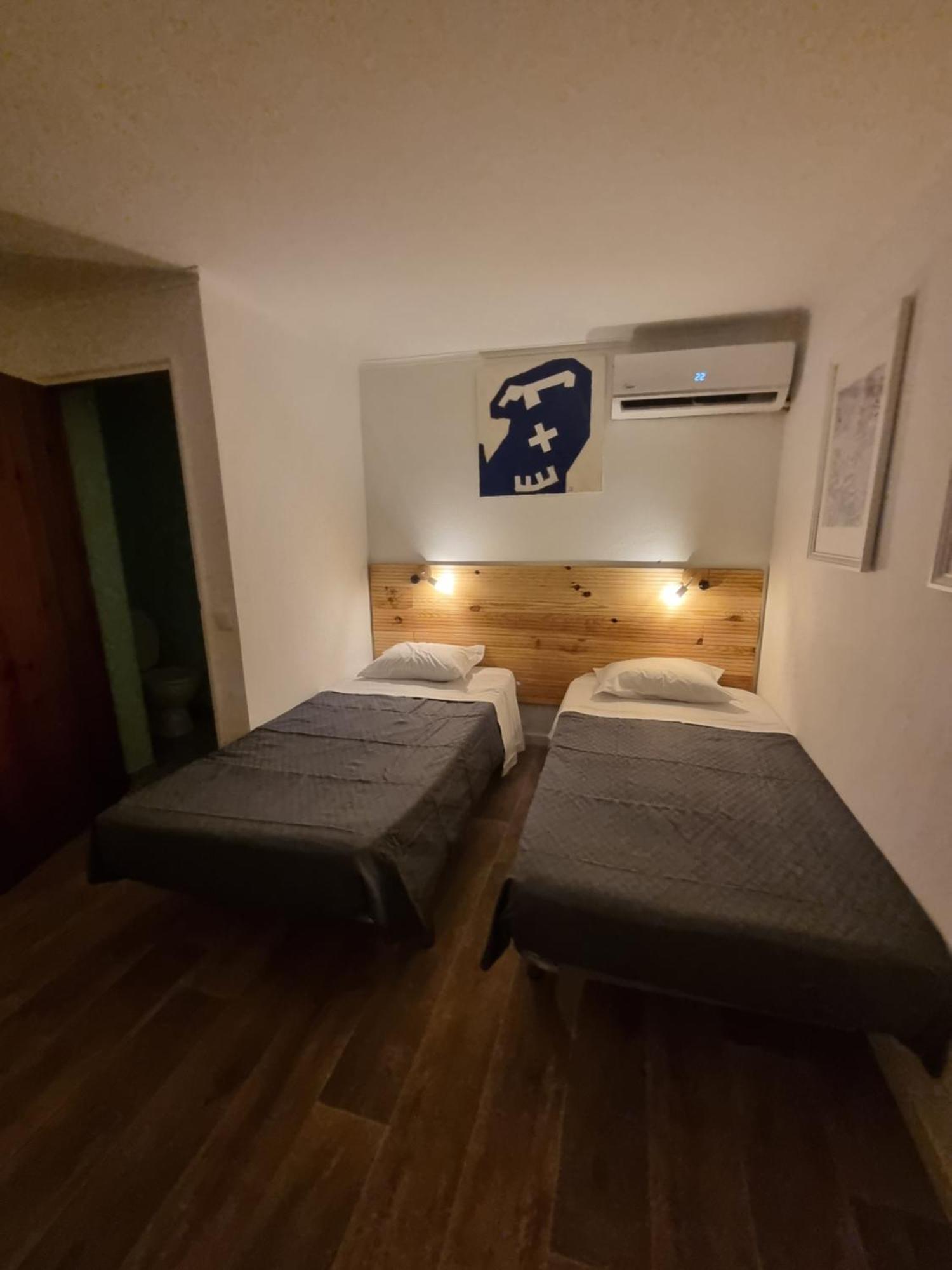 Wonder Charm Guesthouse Albufeira Rum bild